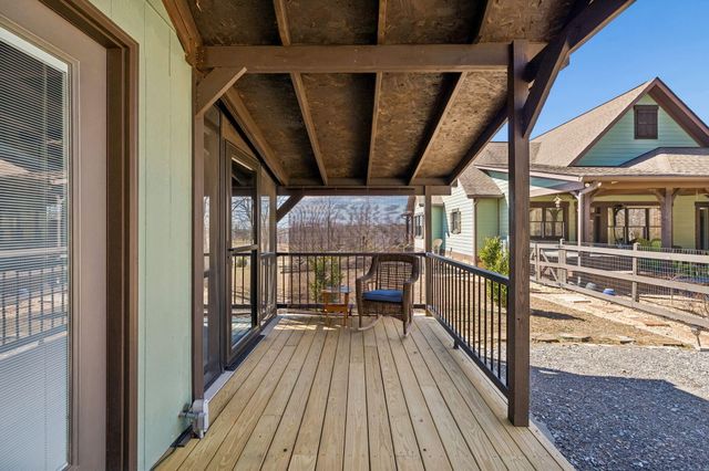 925 River Bluffs Drive, Jasper, TN 37347
