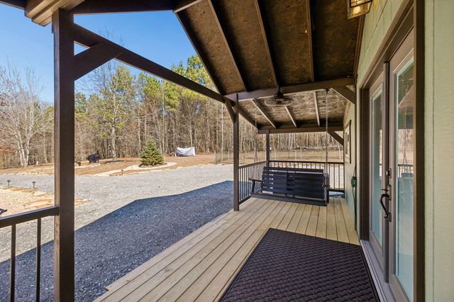 925 River Bluffs Drive, Jasper, TN 37347