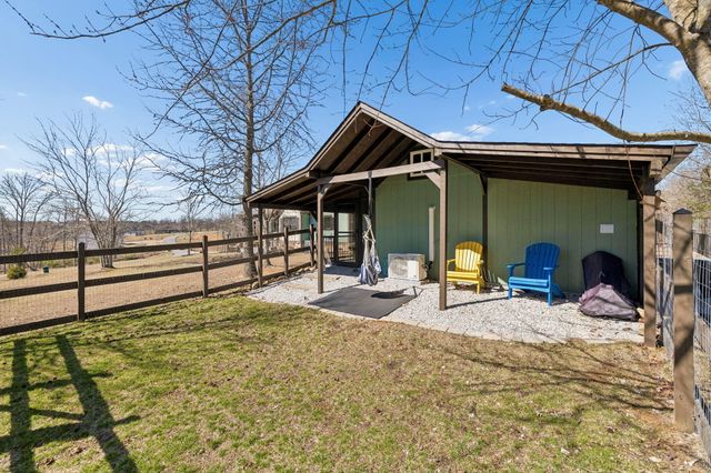 925 River Bluffs Drive, Jasper, TN 37347