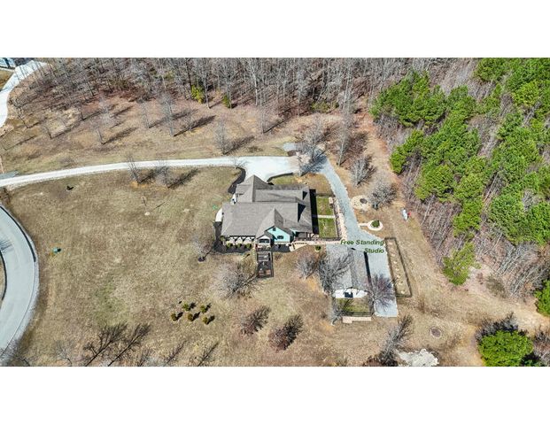 925 River Bluffs Drive, Jasper, TN 37347