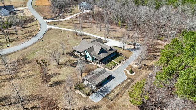 925 River Bluffs Drive, Jasper, TN 37347