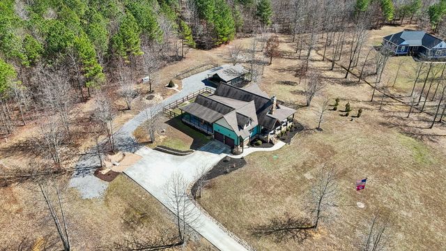925 River Bluffs Drive, Jasper, TN 37347
