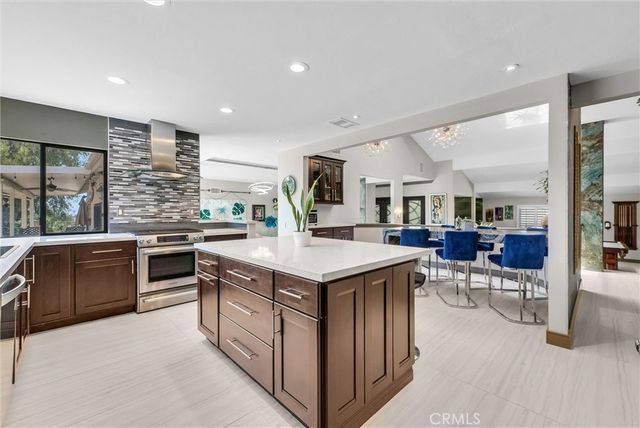 375 S Via Montanera, Anaheim, CA 92807