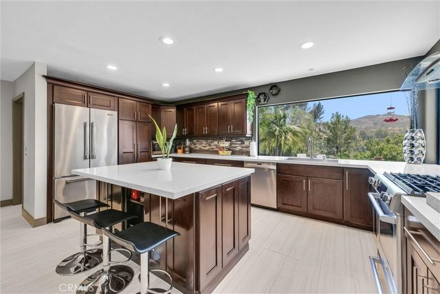 375 S Via Montanera, Anaheim, CA 92807