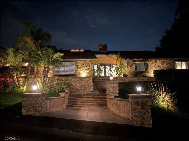 375 S Via Montanera, Anaheim, CA 92807