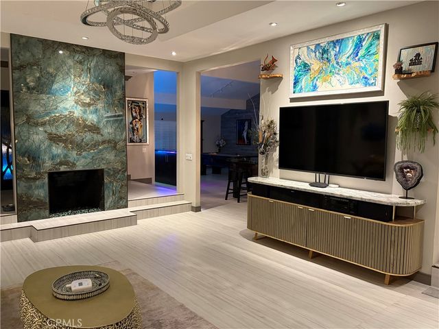 375 S Via Montanera, Anaheim, CA 92807