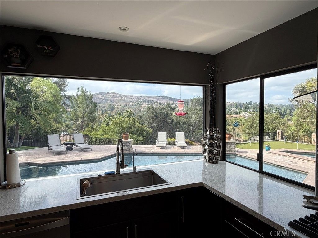 375 S Via Montanera, Anaheim Hills, CA 92807 — photo 5