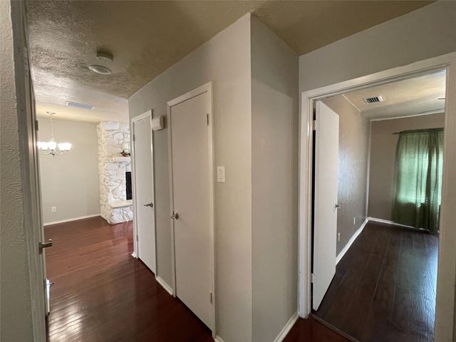 13943 Brookgreen Drive, Dallas, TX 75240