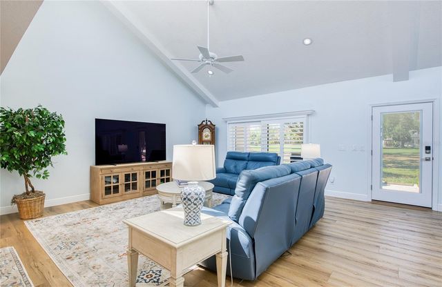 1307 PELICAN CREEK CROSSING 1307, St Petersburg, FL 33707