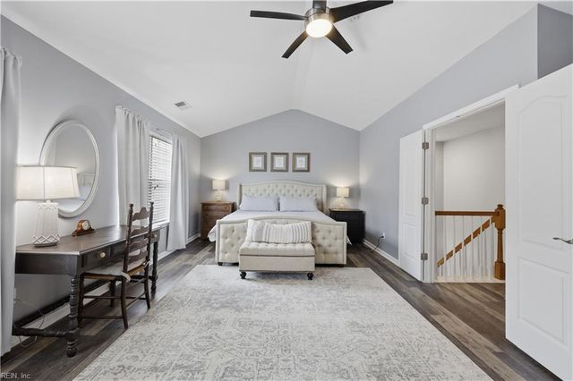 834 Devereaux DR, Virginia Beach, VA 23462