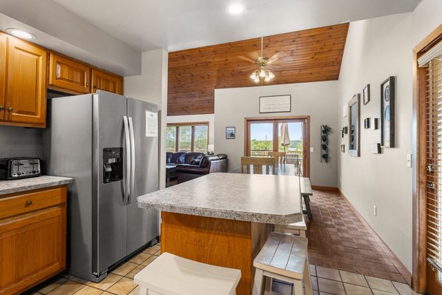 690 N Cove Court, Decatur, IL 62521