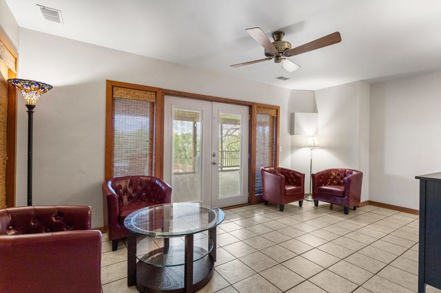 690 N Cove Court, Decatur, IL 62521