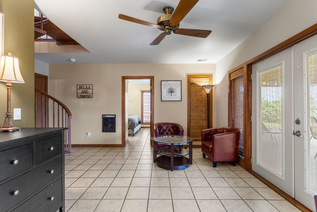 690 N Cove Court, Decatur, IL 62521