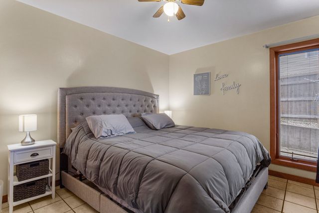 690 N Cove Court, Decatur, IL 62521