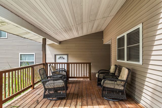 690 N Cove Court, Decatur, IL 62521