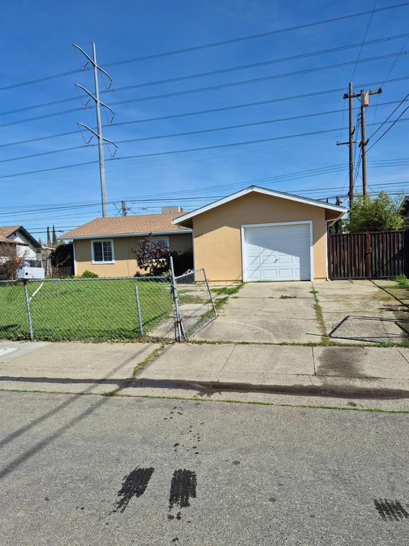3625 Reel Cir, Sacramento, CA 95832