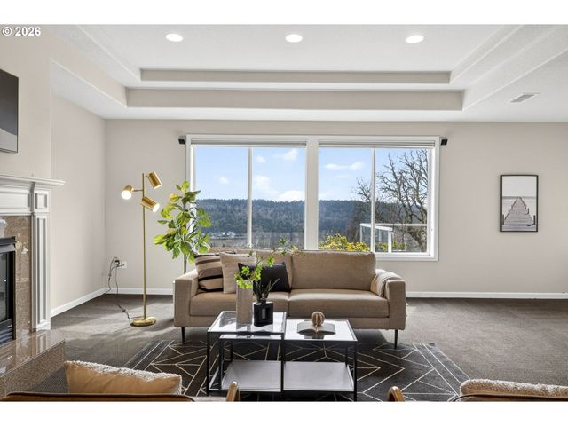 1970 HALL St, West Linn, OR 97068