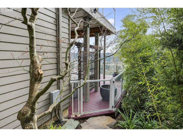 1970 HALL St, West Linn, OR 97068