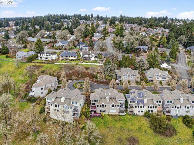 1970 HALL St, West Linn, OR 97068