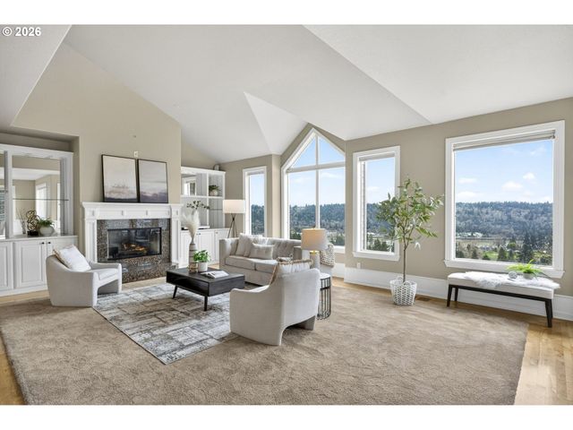 1970 HALL St, West Linn, OR 97068