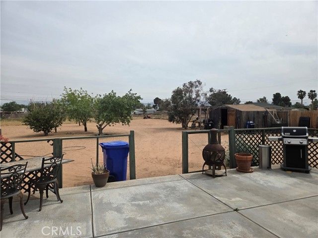 13955 IROQUOIS Road, Apple Valley, CA 92307