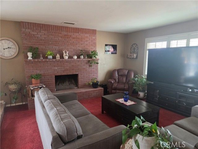 13955 IROQUOIS Road, Apple Valley, CA 92307