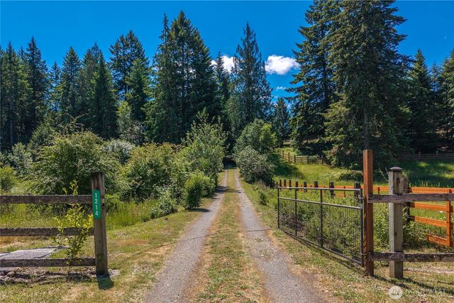 1214 276th Street E, Spanaway, WA 98387