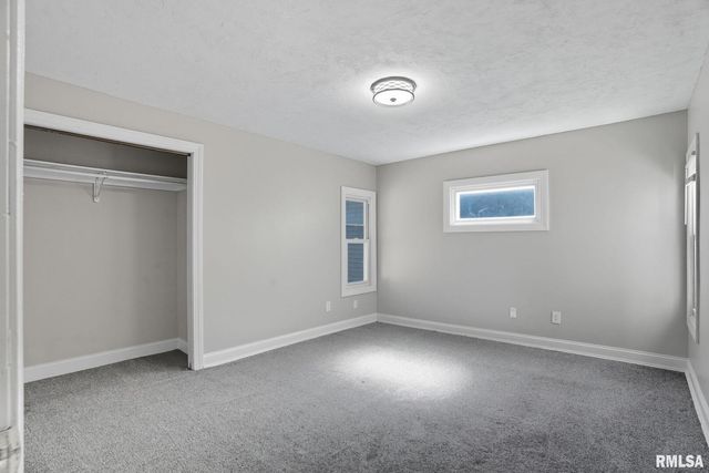 1222 PERSHING Avenue, Davenport, IA 52803