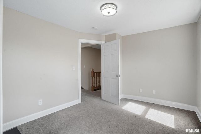 1222 PERSHING Avenue, Davenport, IA 52803