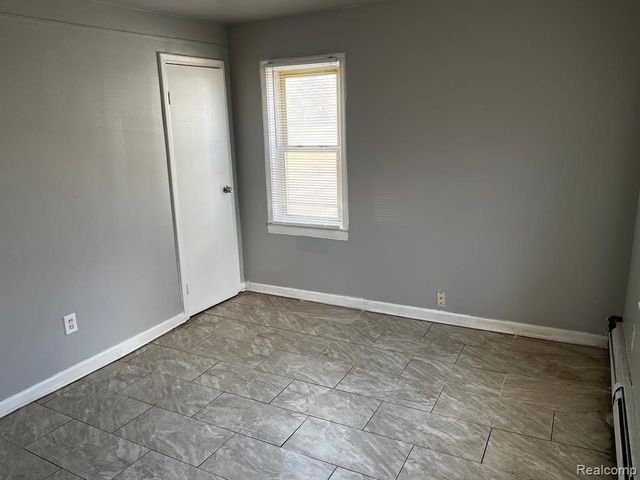 12097 Cavell Street, Livonia, MI 48150