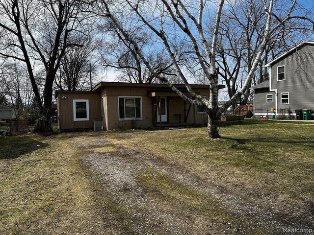 12097 Cavell Street, Livonia, MI 48150