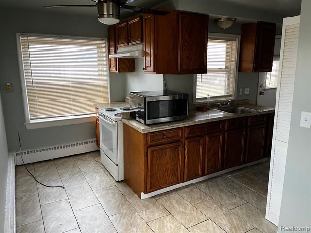 12097 Cavell Street, Livonia, MI 48150