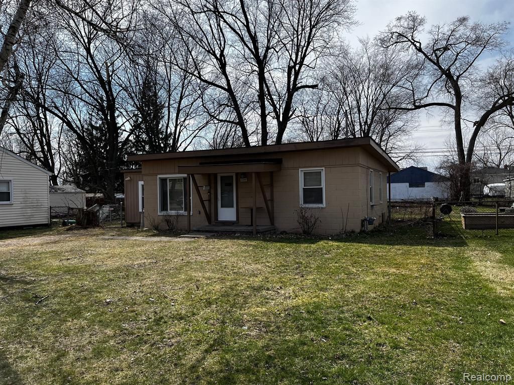 12097 Cavell Street, Livonia, MI 48150