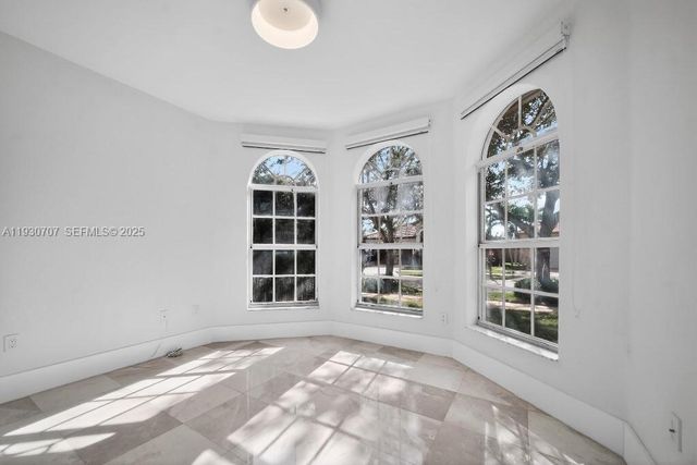 11321 NW 79th Ln, Doral, FL 33178