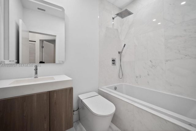 11321 NW 79th Ln, Doral, FL 33178