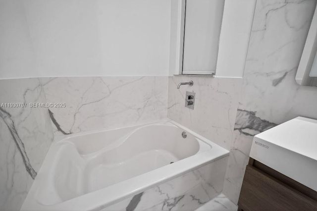 11321 NW 79th Ln, Doral, FL 33178