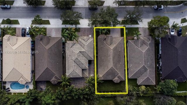 11321 NW 79th Ln, Doral, FL 33178
