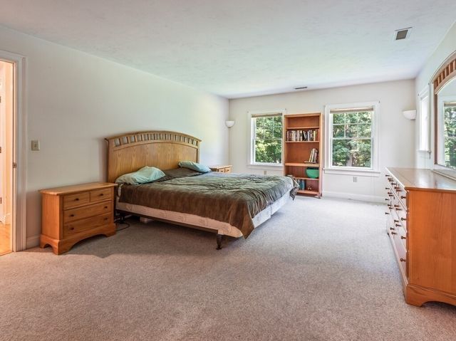 9 Tower Hill Rd, Oxford, MA 01540