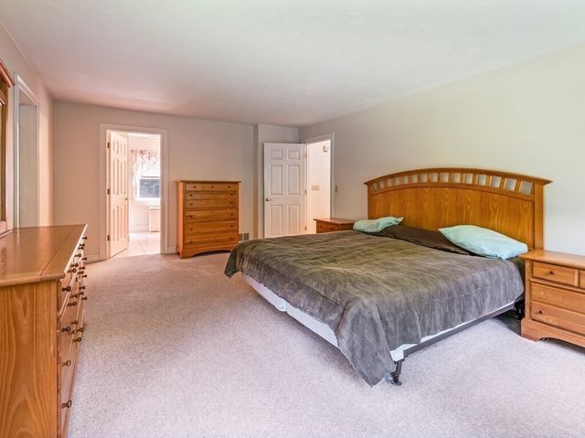 9 Tower Hill Rd, Oxford, MA 01540