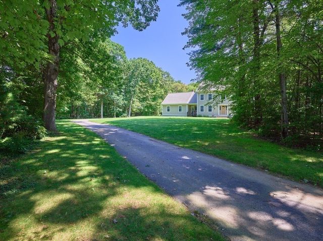 9 Tower Hill Rd, Oxford, MA 01540
