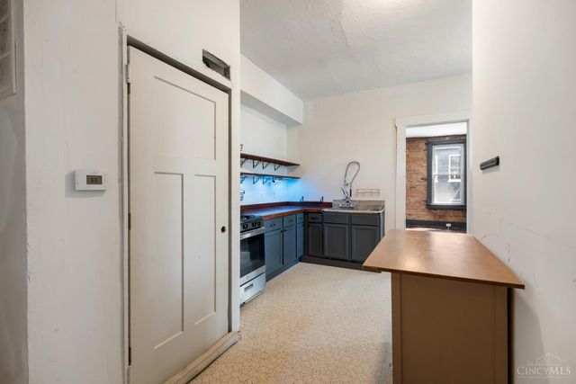 2129 Colerain Avenue, Cincinnati, OH 45214