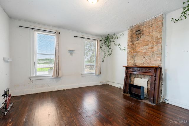 2129 Colerain Avenue, Cincinnati, OH 45214