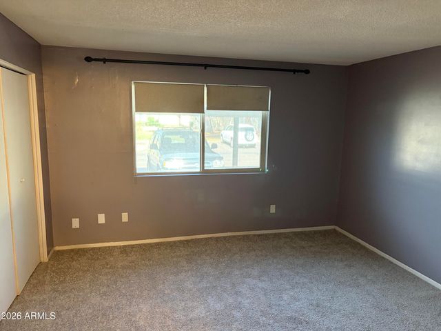 3207 W LOMA Lane 1, Phoenix, AZ 85051