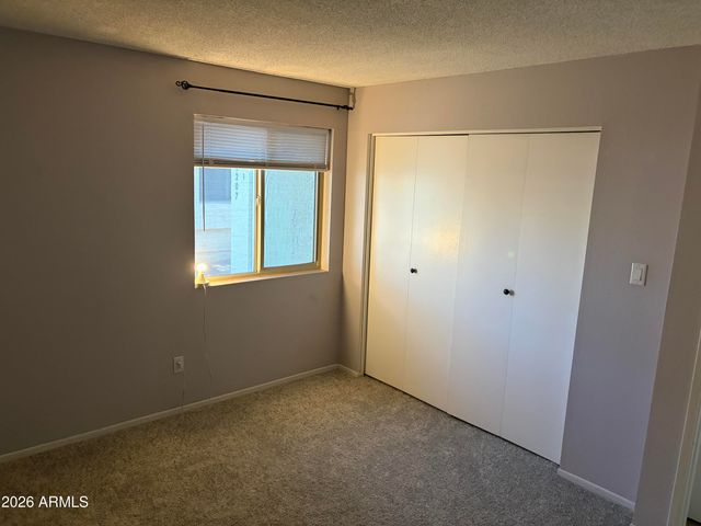3207 W LOMA Lane 1, Phoenix, AZ 85051