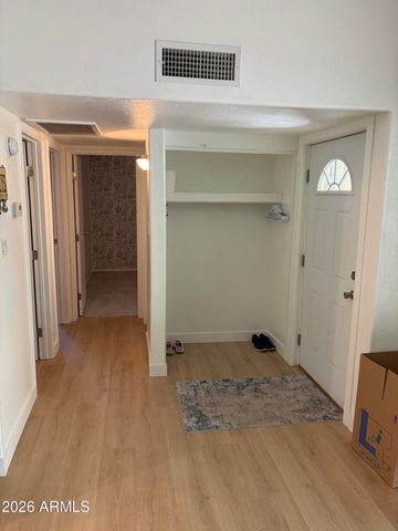 3207 W LOMA Lane 1, Phoenix, AZ 85051