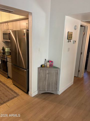 3207 W LOMA Lane 1, Phoenix, AZ 85051
