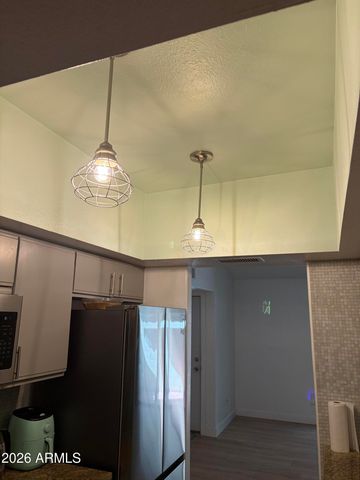 3207 W LOMA Lane 1, Phoenix, AZ 85051