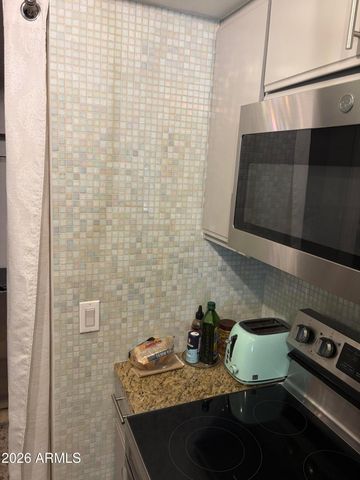 3207 W LOMA Lane 1, Phoenix, AZ 85051