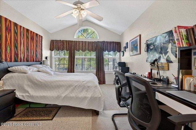 1810 Waterford Drive 6, Vero Beach, FL 32966