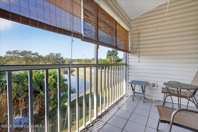 1810 Waterford Drive 6, Vero Beach, FL 32966